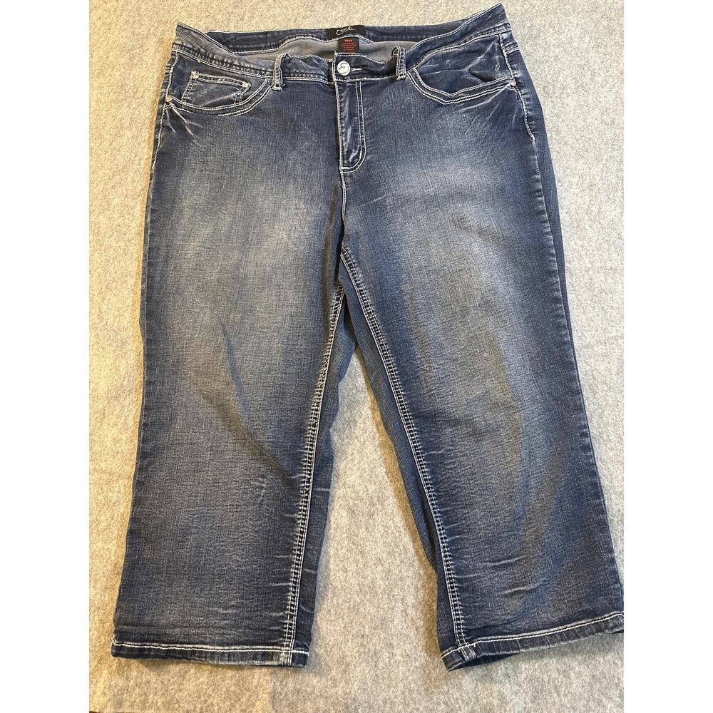 Earl Jean Capri stretch Jeans Size 18W Embellished  Back Pockets Dark Wash